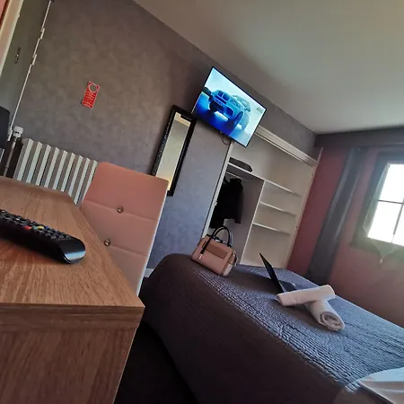 La Vieille Ferme Les Ancizes-Comps