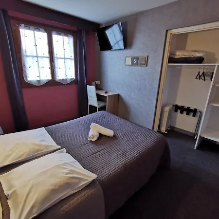 La Vieille Ferme Hotel Les Ancizes-Comps