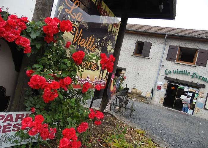 Hotel La Vieille Ferme 2*